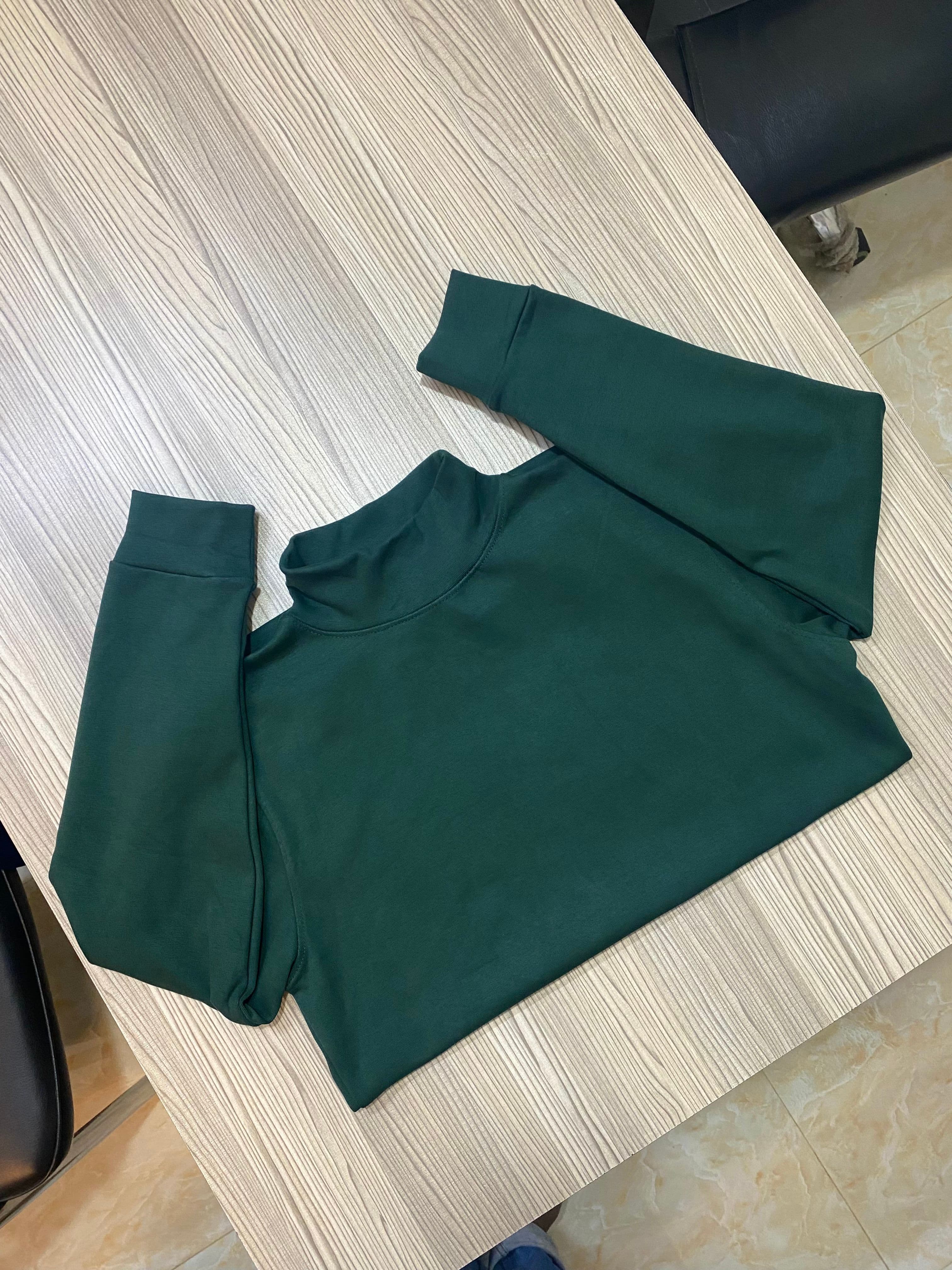 Mockneck Old money Sweatshirt  - Thumbnail 2