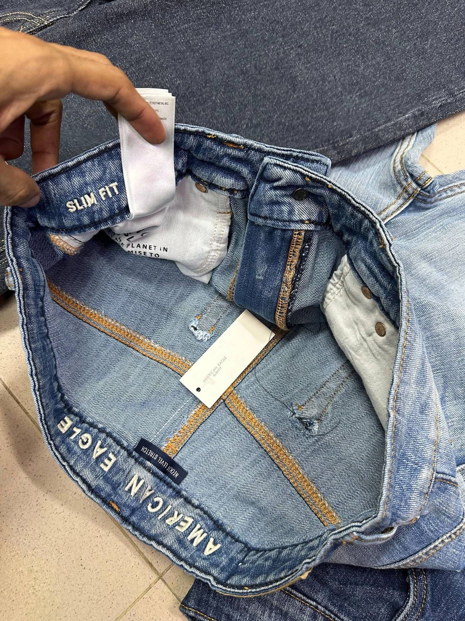 American Eagle Jeans - Thumbnail 4